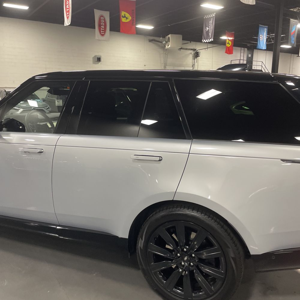 2023 Land Rover Range Rover P530 SE