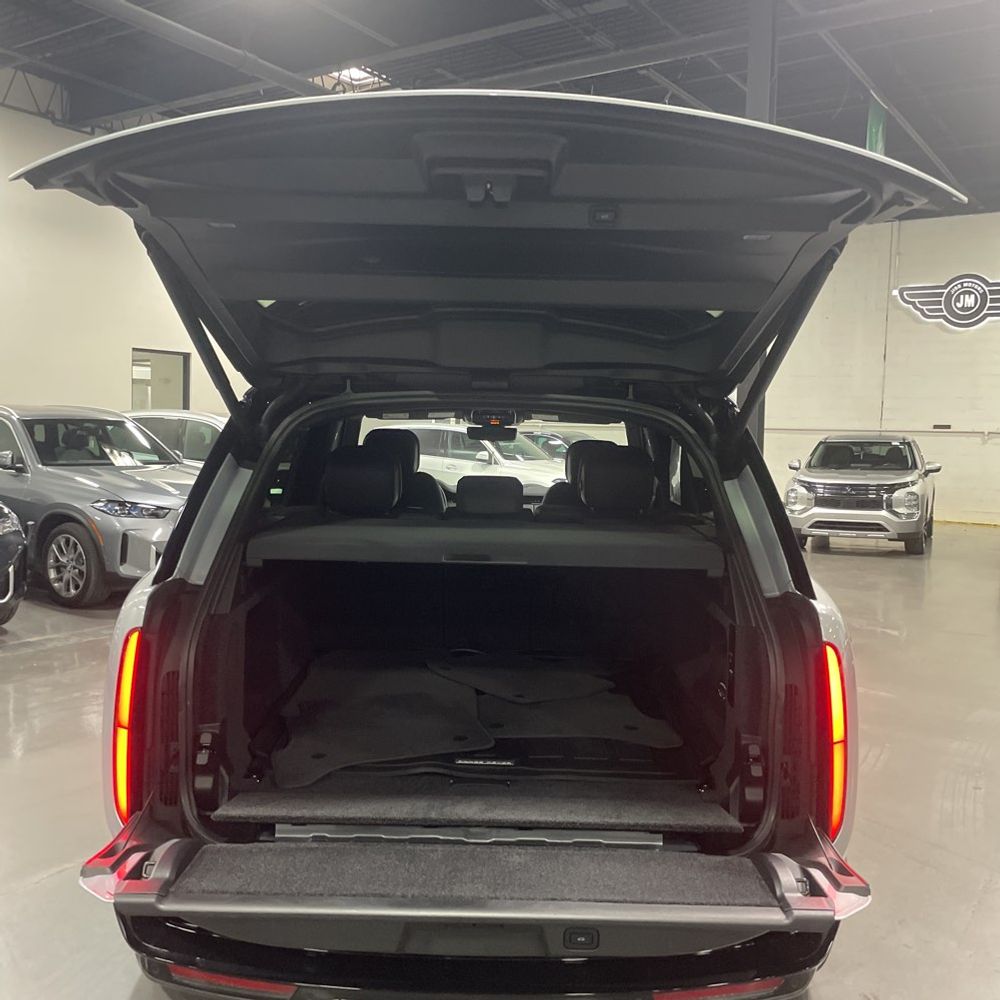 2023 Land Rover Range Rover P530 SE