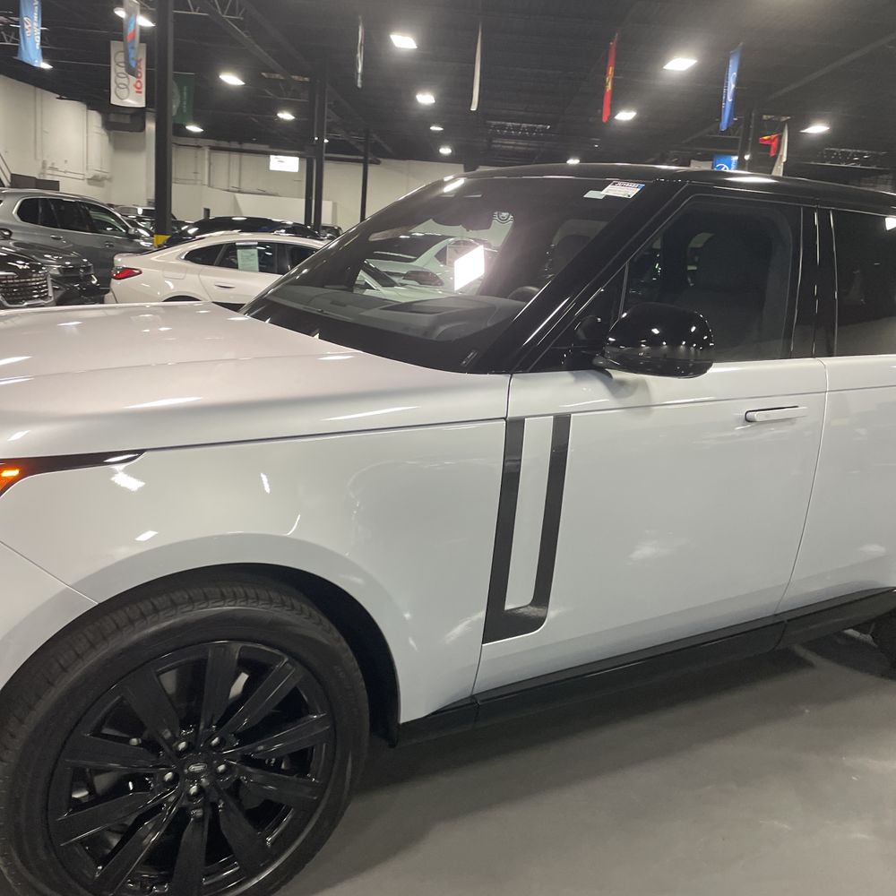 2023 Land Rover Range Rover P530 SE