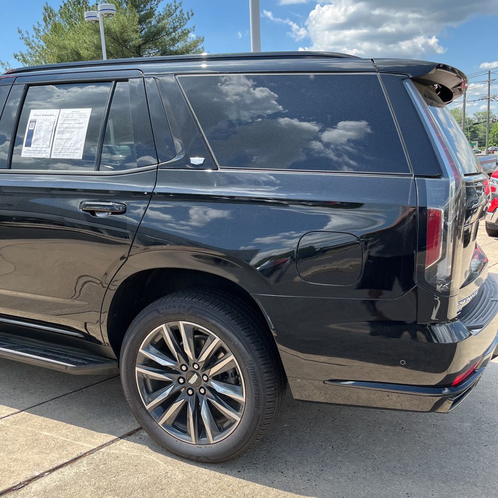 2023 Cadillac Escalade Sport