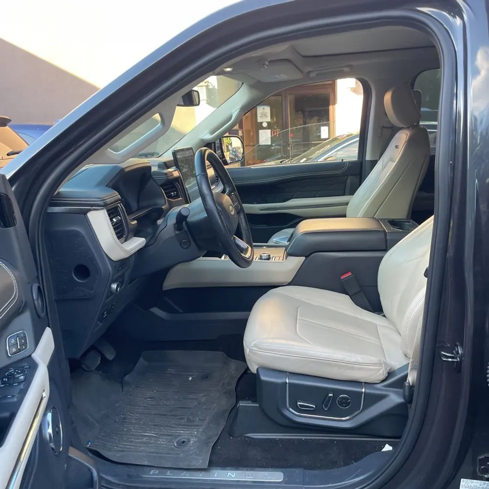 2022 Ford Expedition MAX Platinum