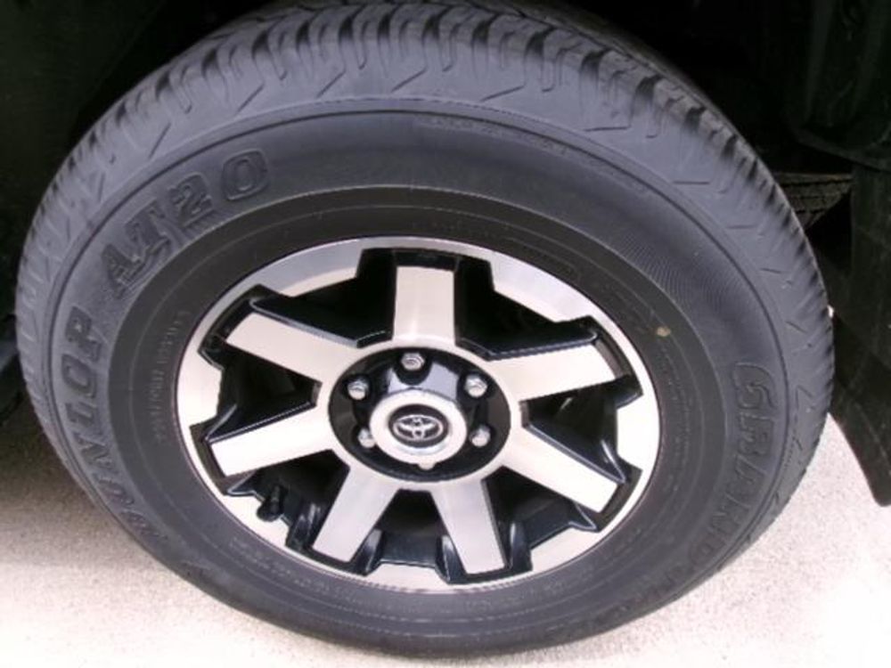 2024 Toyota 4Runner TRD Off Road
