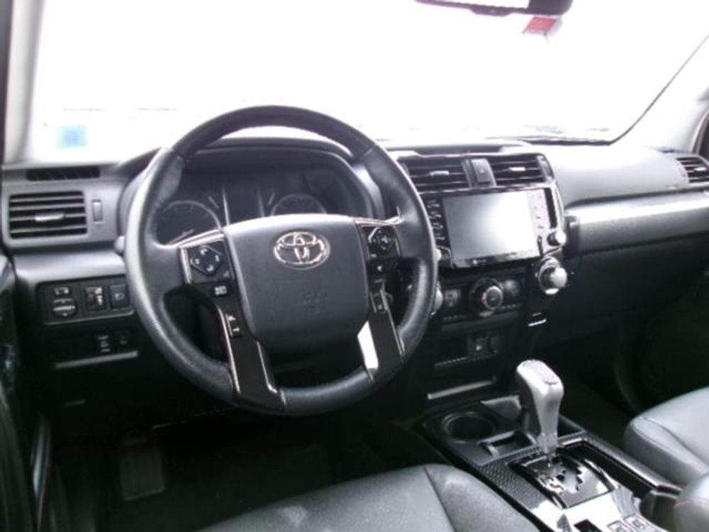 2024 Toyota 4Runner TRD Off Road
