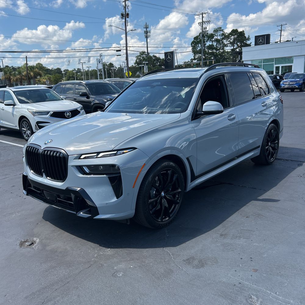 2025 BMW X7 XDrive40i