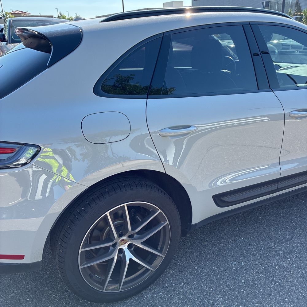 2024 Porsche Macan Base