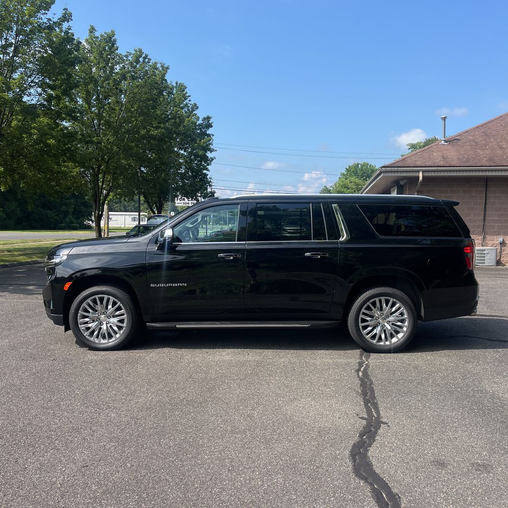 2024 Chevrolet Suburban Premier