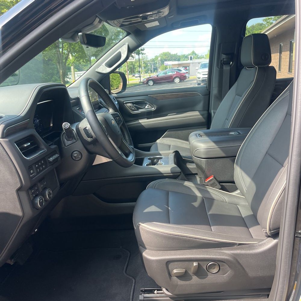 2024 Chevrolet Suburban Premier