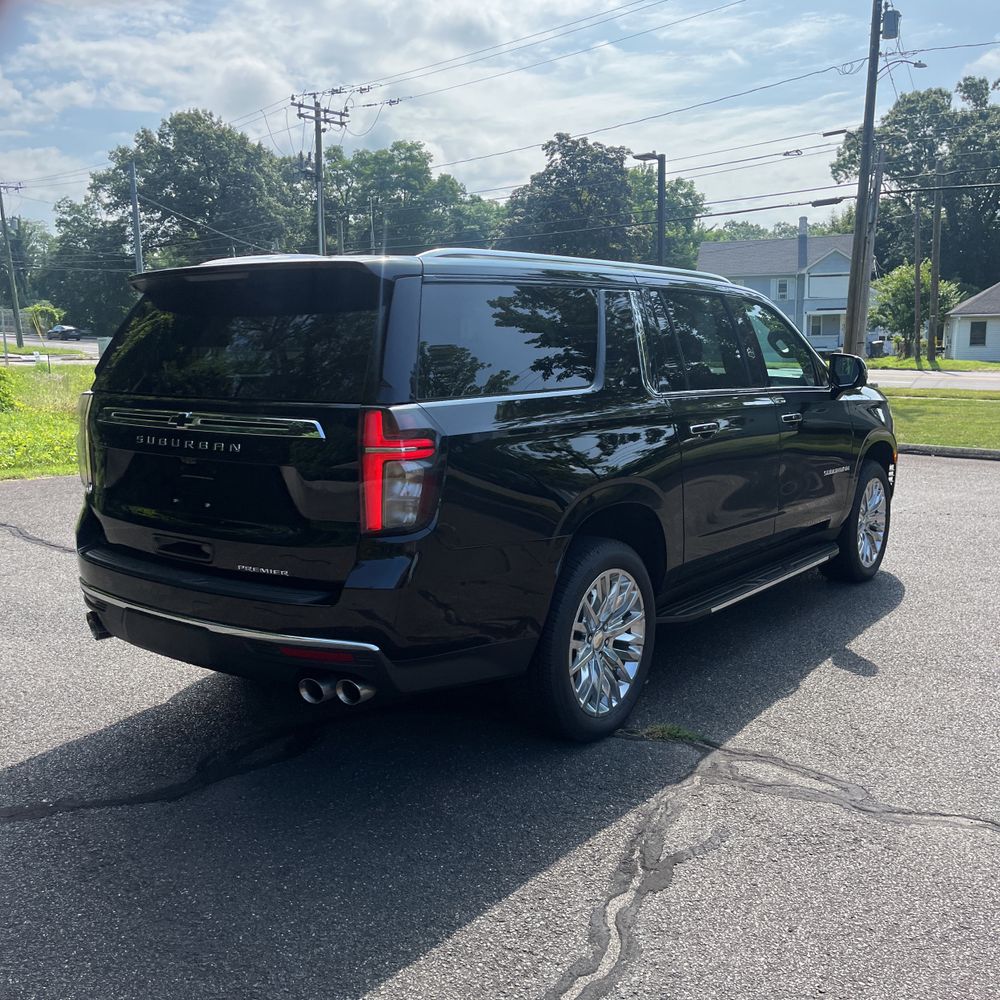 2024 Chevrolet Suburban Premier