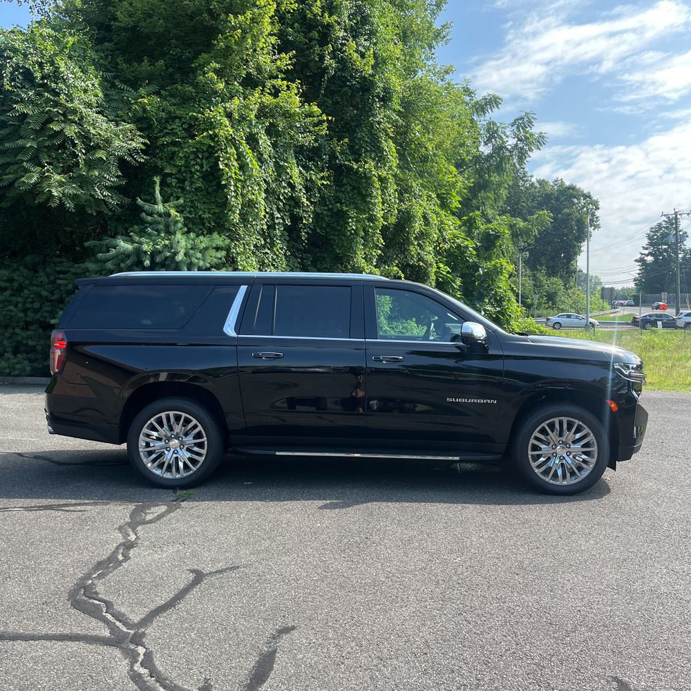 2024 Chevrolet Suburban Premier