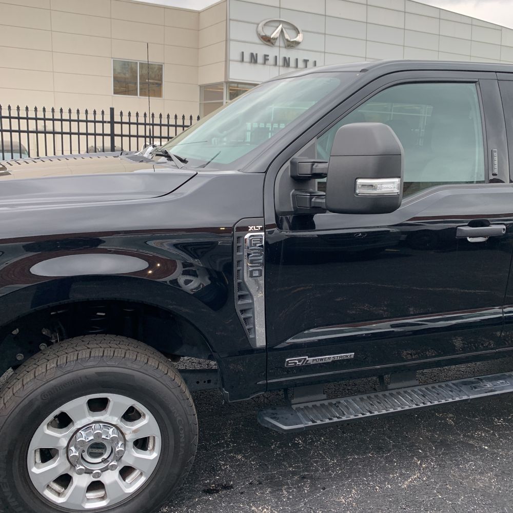 2023 Ford F-350 Super Duty XLT