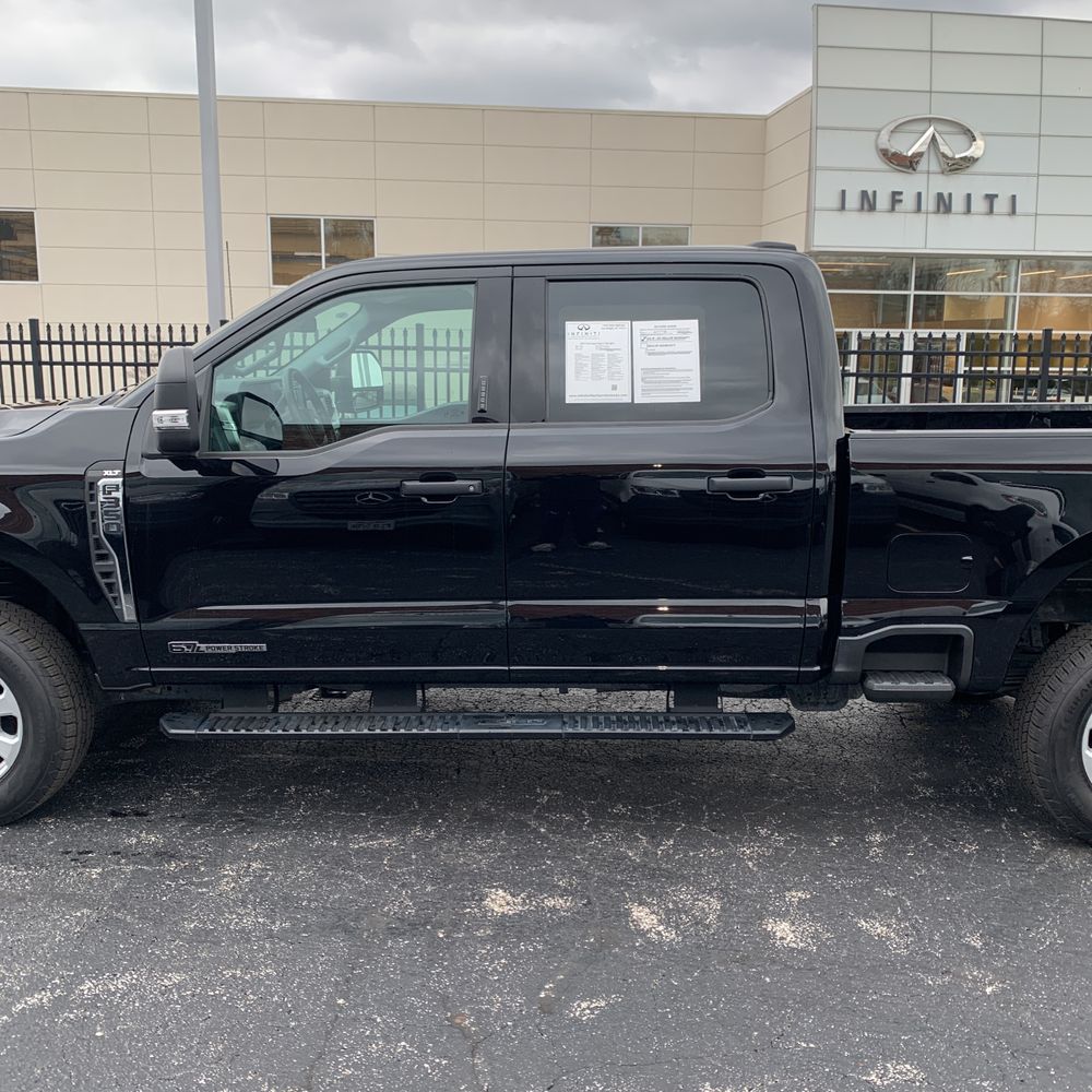 2023 Ford F-350 Super Duty XLT
