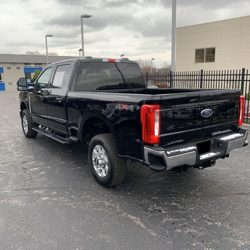 2023 Ford F-350 Super Duty XLT