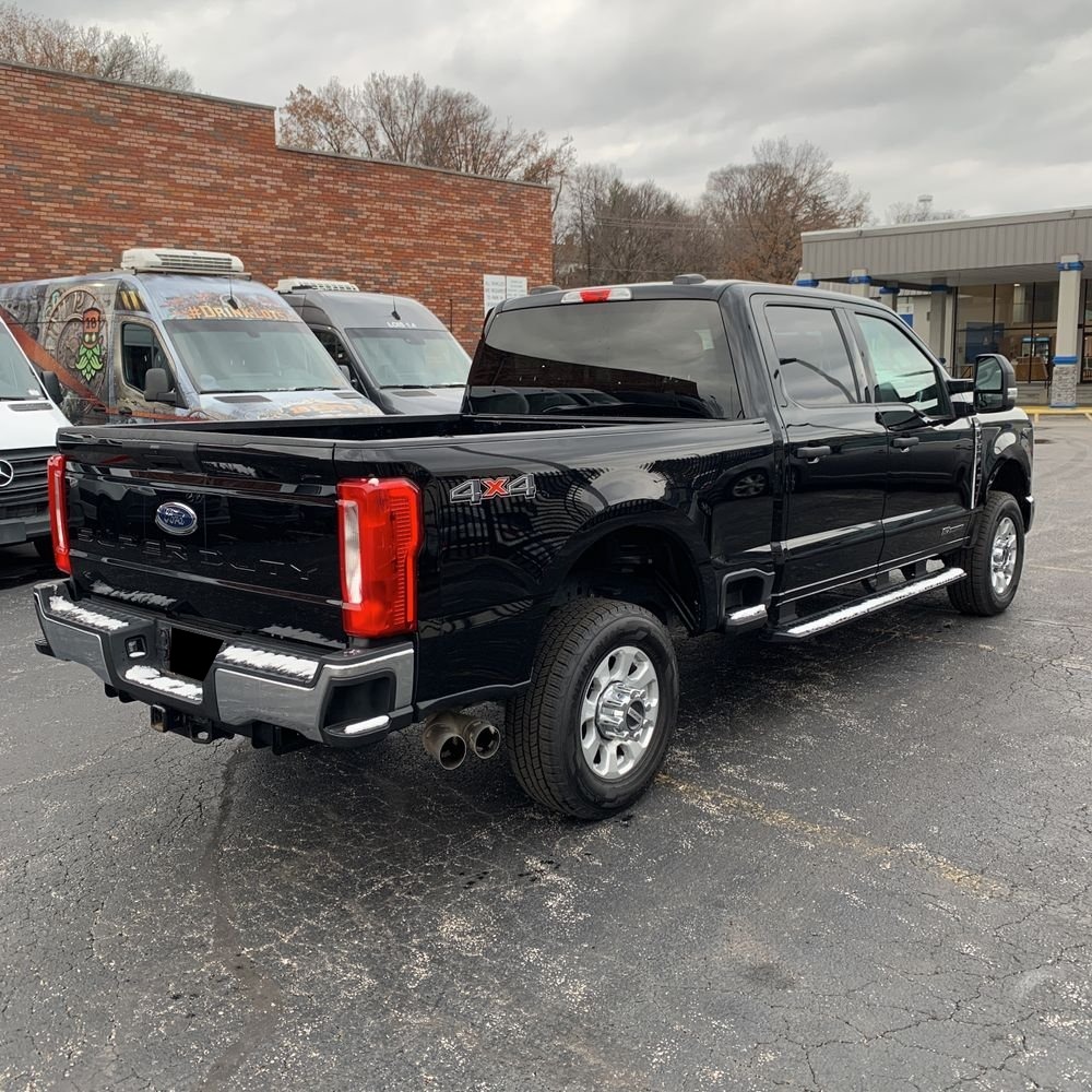 2023 Ford F-350 Super Duty XLT