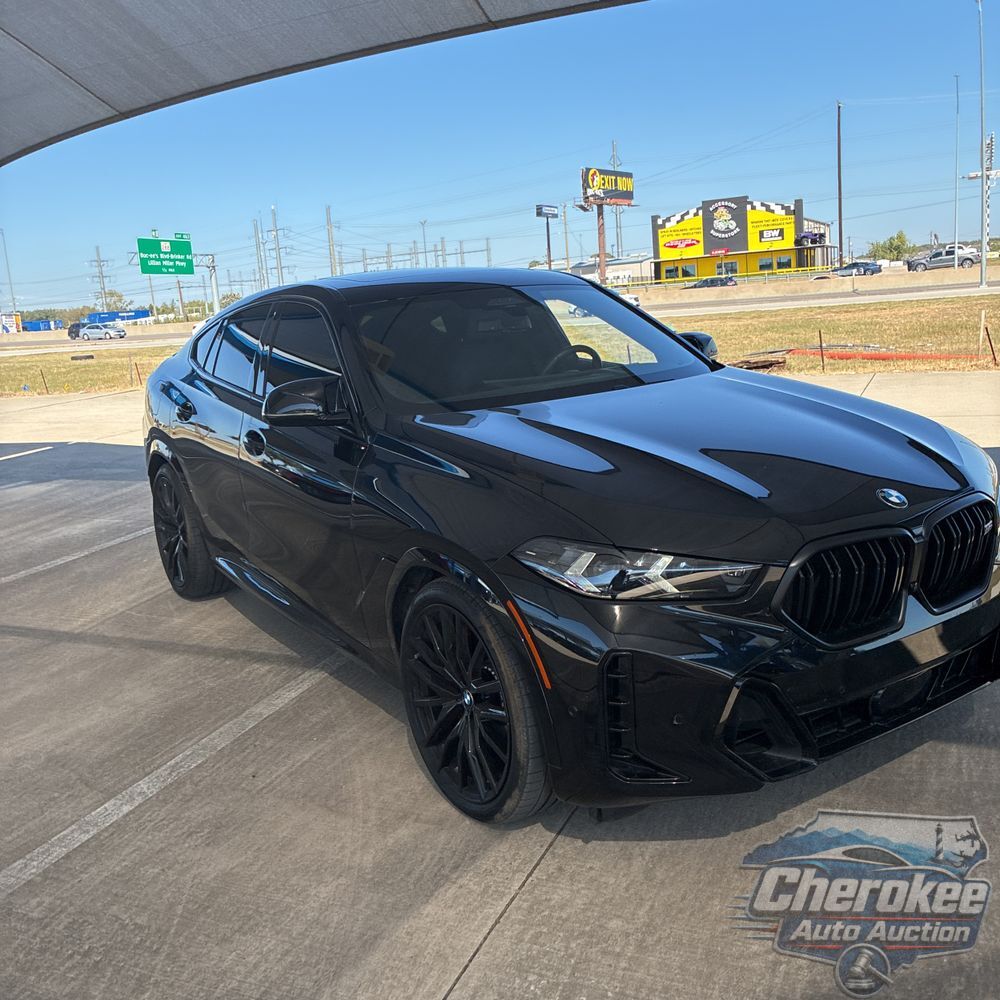 2025 BMW X6 M60i xDrive