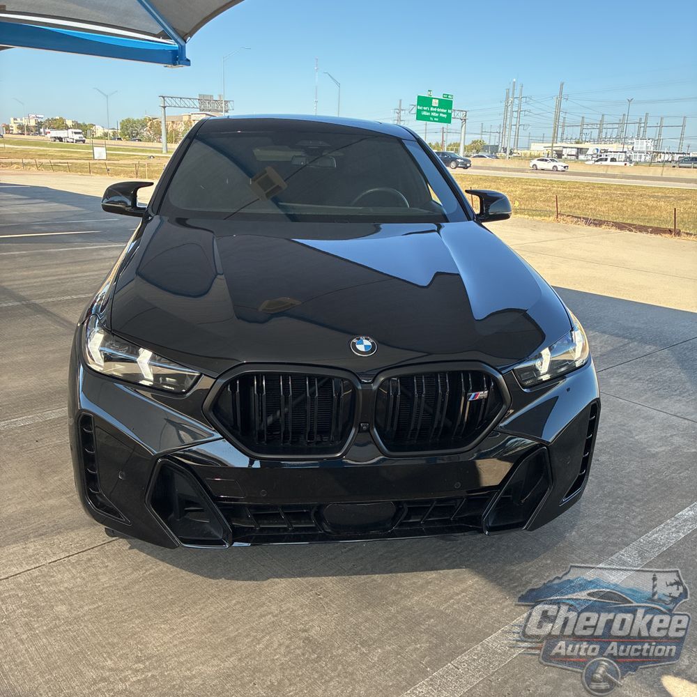 2025 BMW X6 M60i xDrive