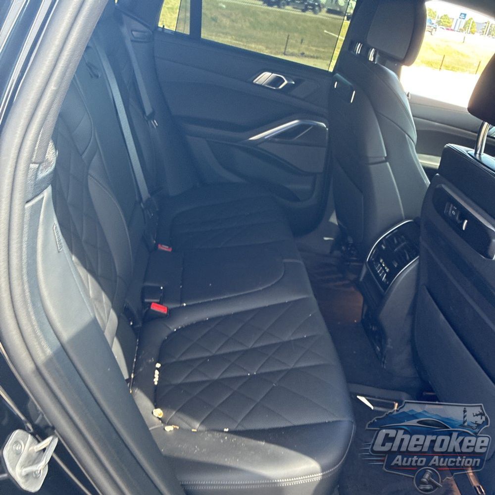 2025 BMW X6 M60i xDrive