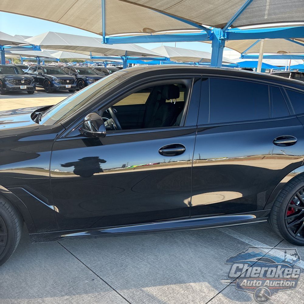 2025 BMW X6 M60i xDrive