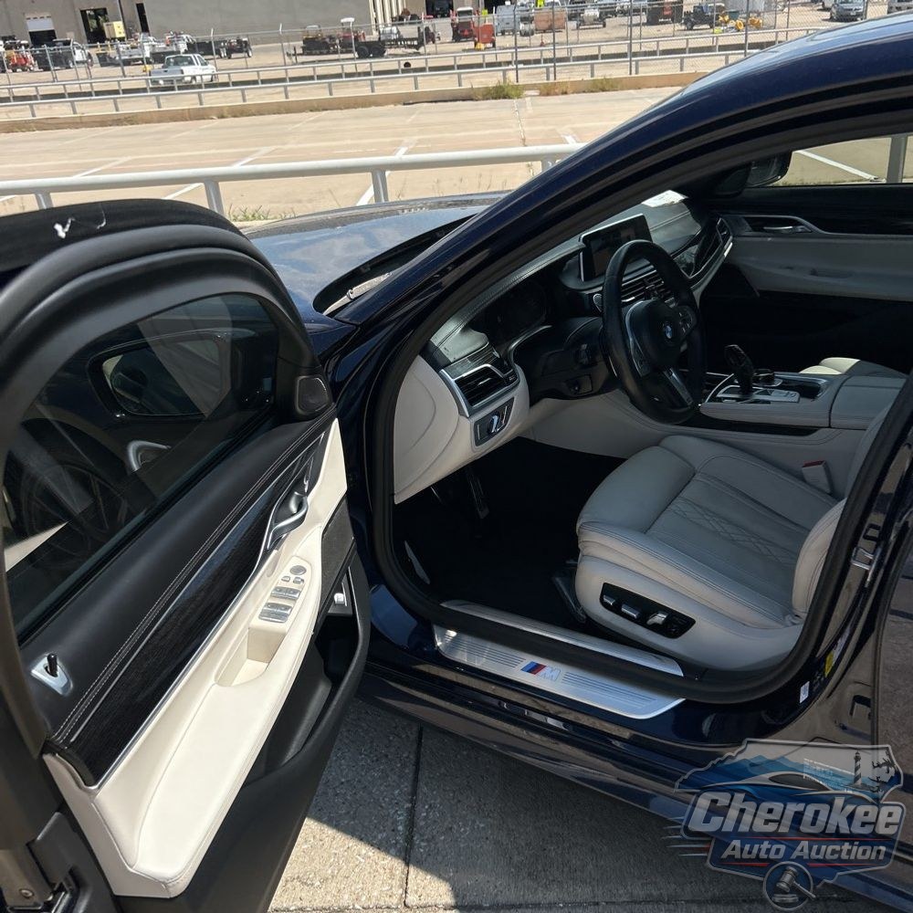 2022 BMW 7-Series 750xi