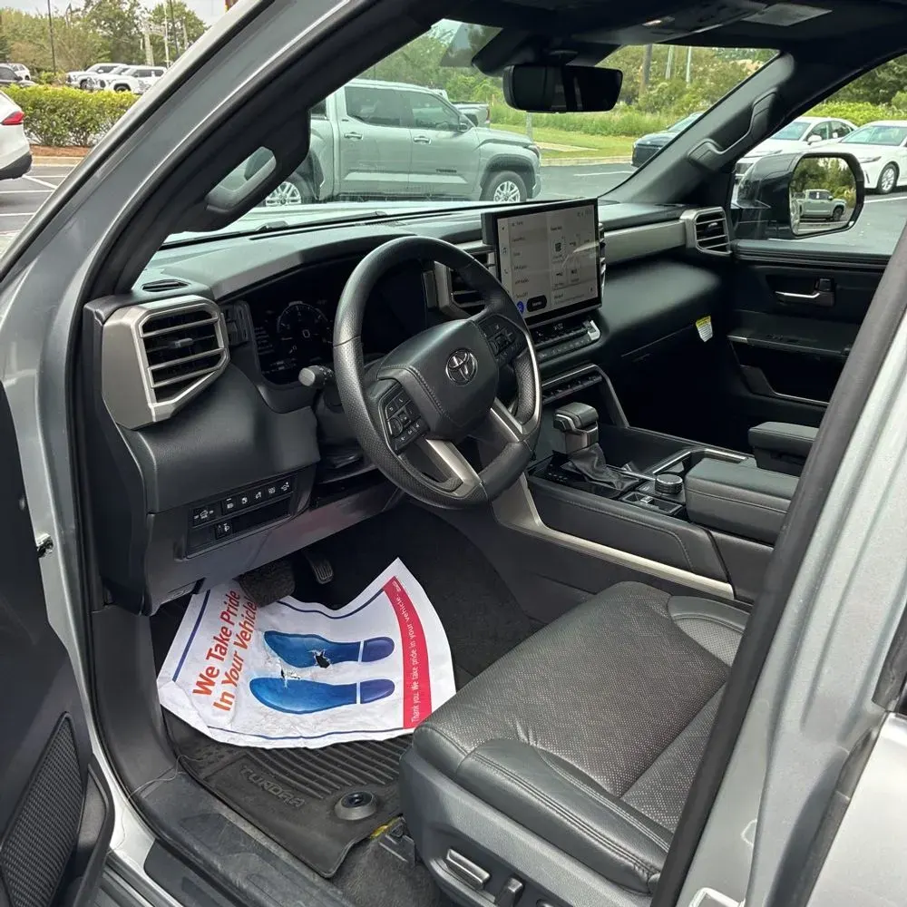 2025 Toyota Tundra Limited HV