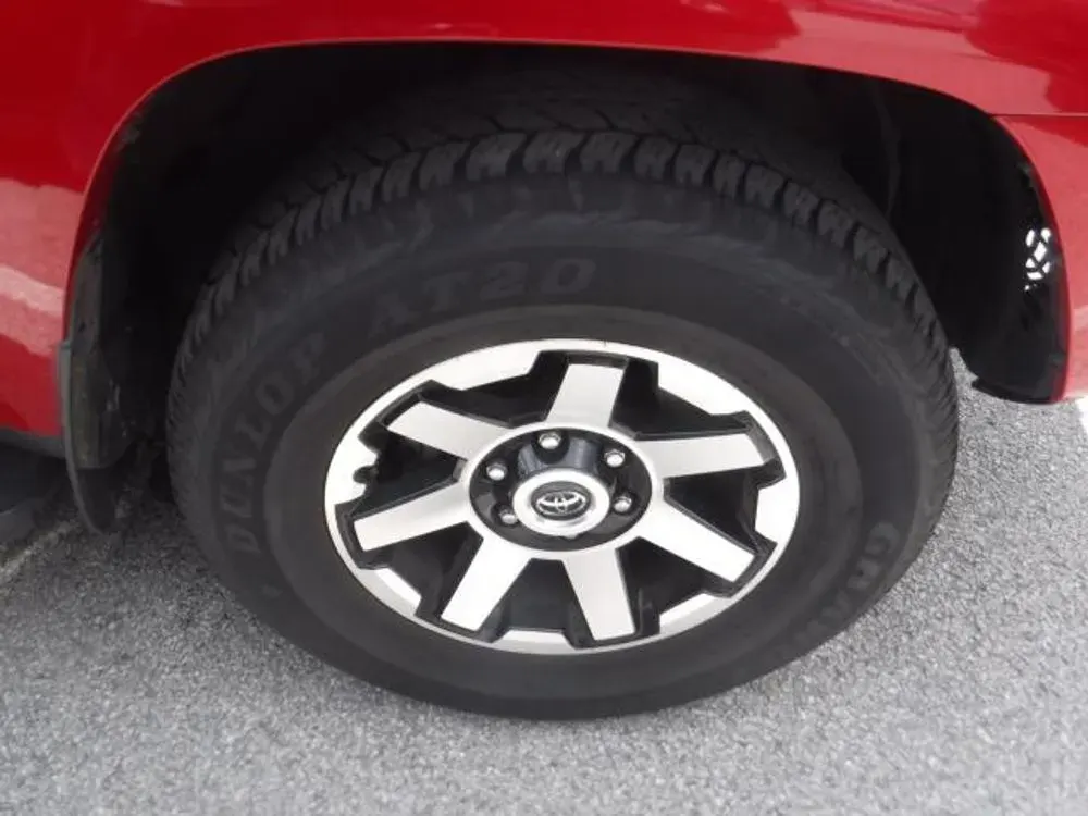 2024 Toyota 4Runner TRD Off Road