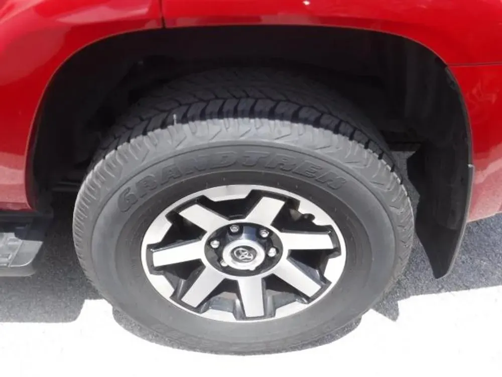 2024 Toyota 4Runner TRD Off Road