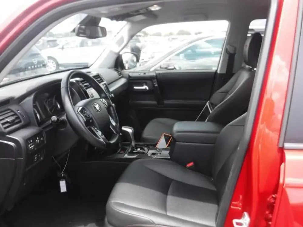 2024 Toyota 4Runner TRD Off Road