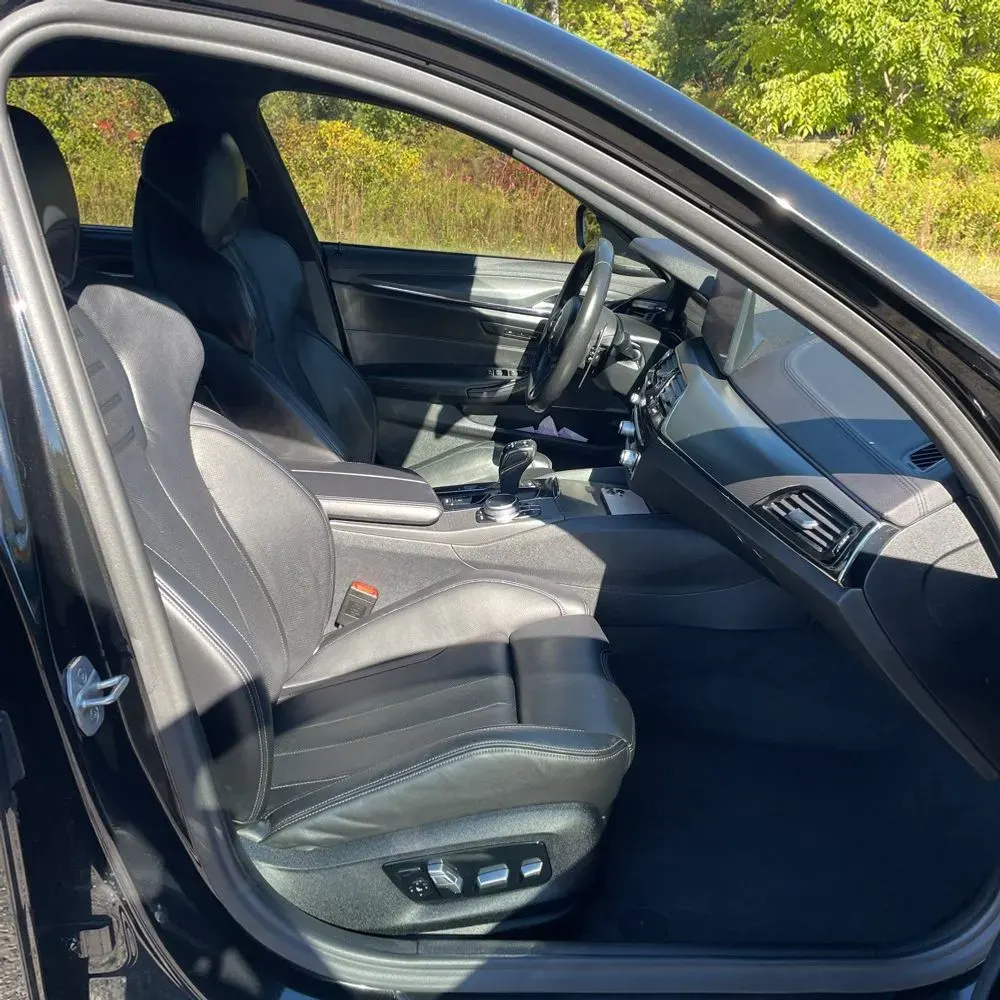 2022 BMW M5 Base