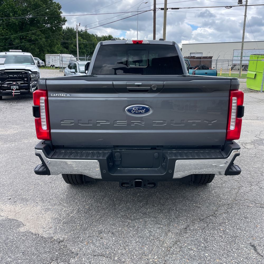 2024 Ford F-350 Super Duty Lariat