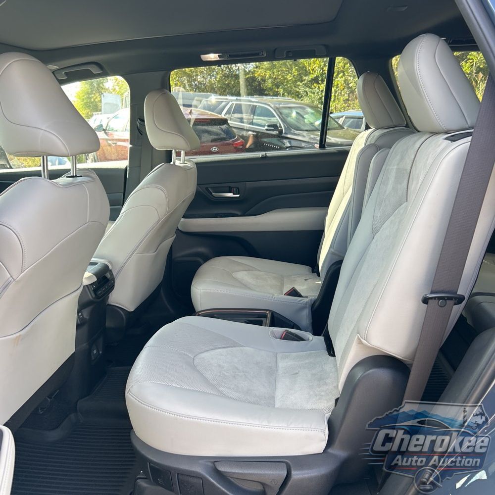 2024 Toyota Grand Highlander Hybrid MAX Limited