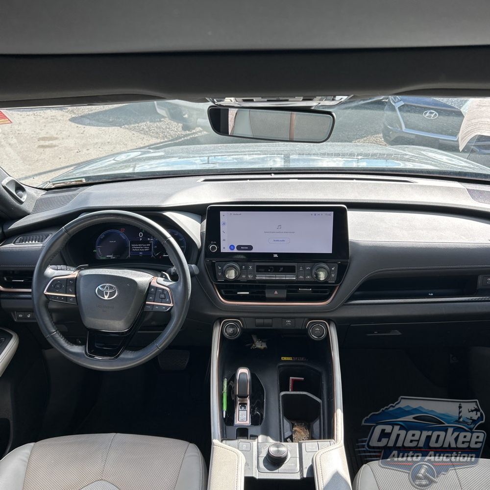 2024 Toyota Grand Highlander Hybrid MAX Limited