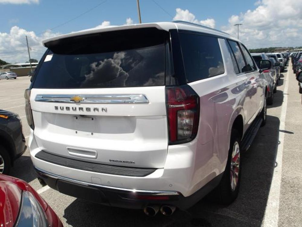 2023 Chevrolet Suburban Premier