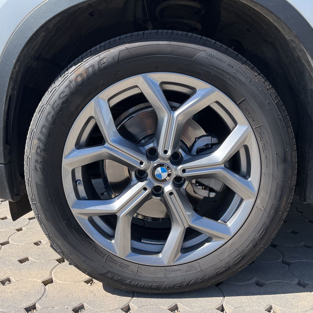 2025 BMW X4 XDrive30i