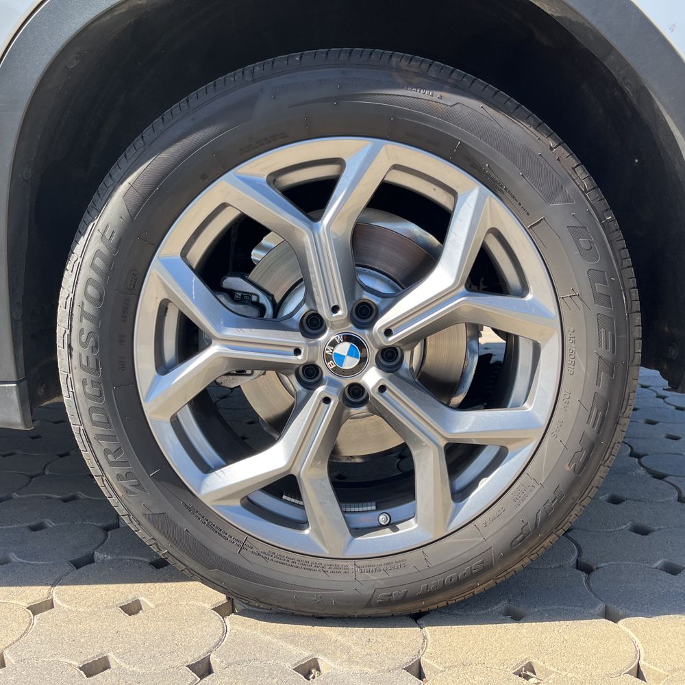 2025 BMW X4 XDrive30i