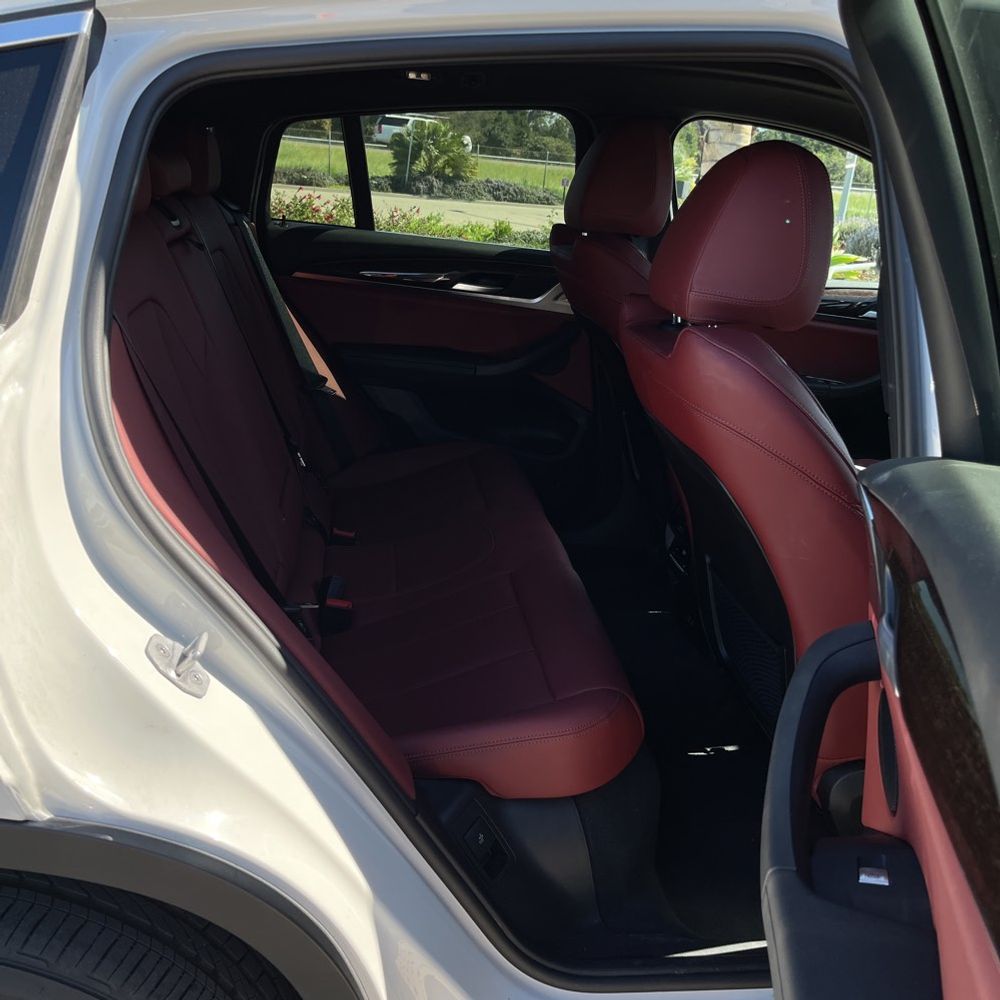 2025 BMW X4 XDrive30i