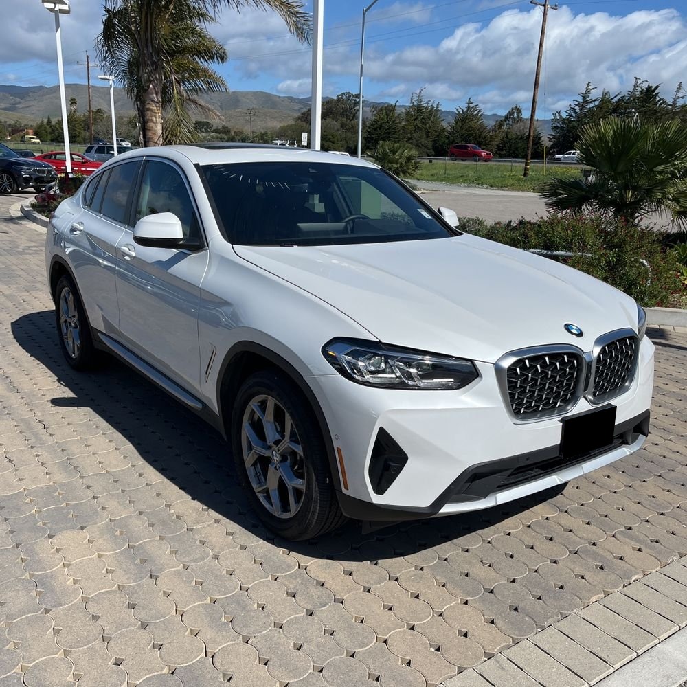 2025 BMW X4 XDrive30i