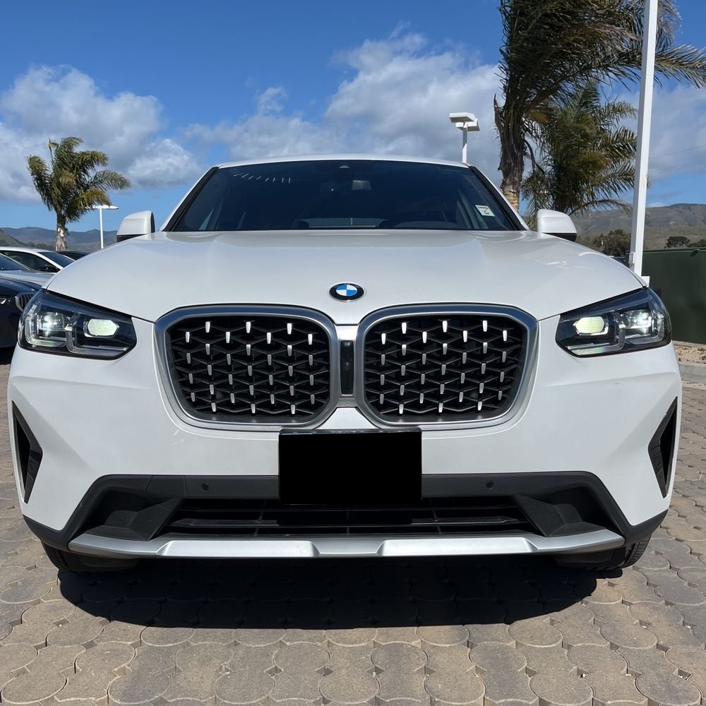 2025 BMW X4 XDrive30i