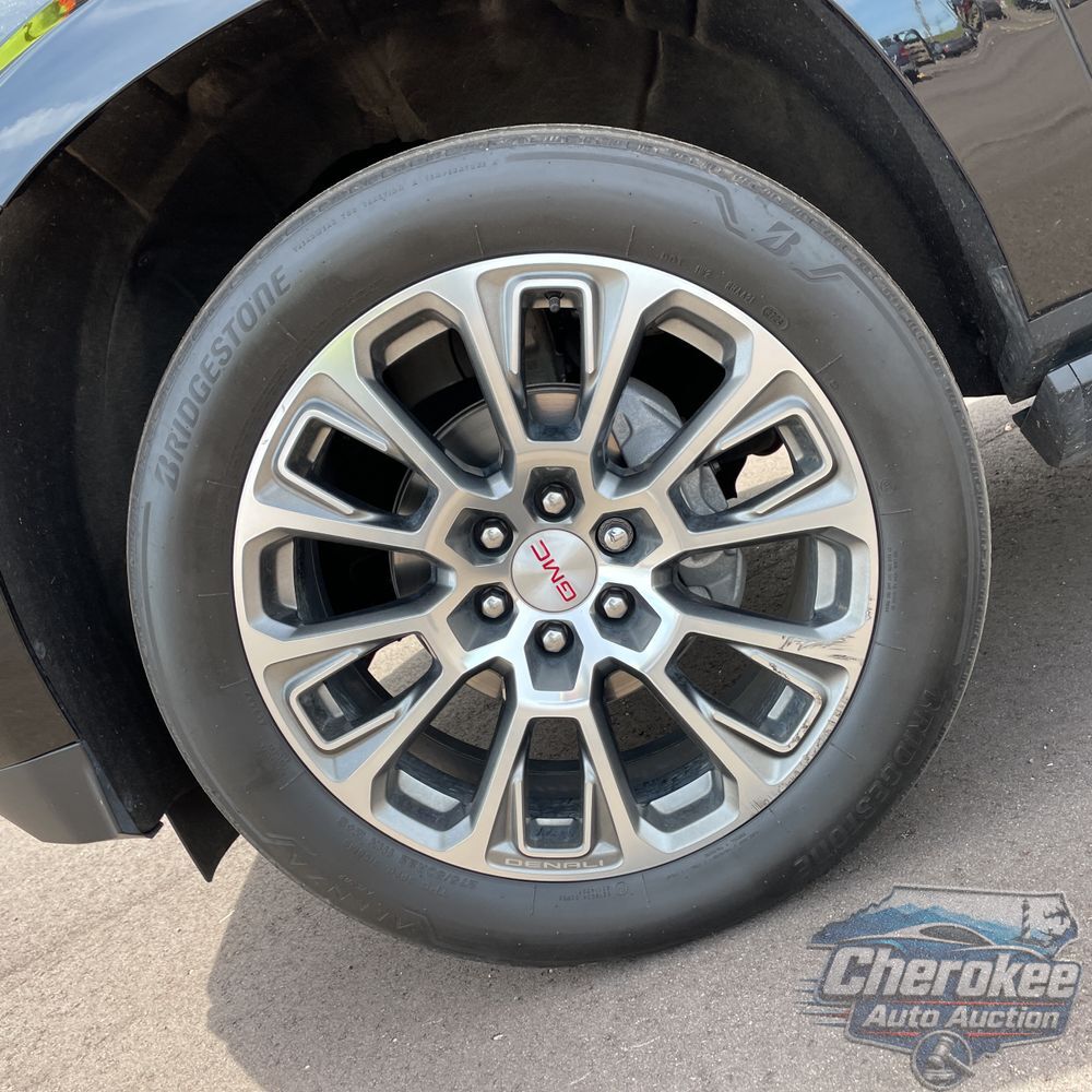 2025 GMC Yukon Denali