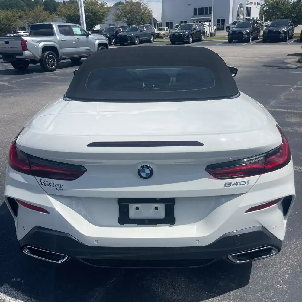 2022 BMW 8-Series 840i