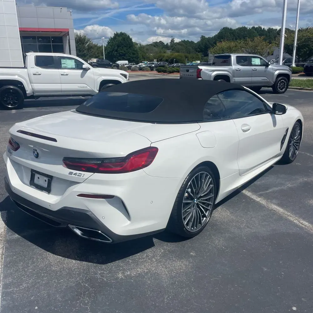 2022 BMW 8-Series 840i