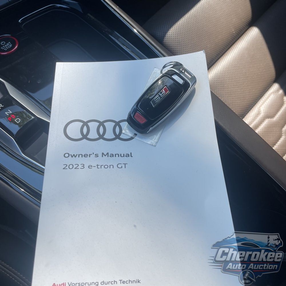 2023 Audi e-tron GT RS