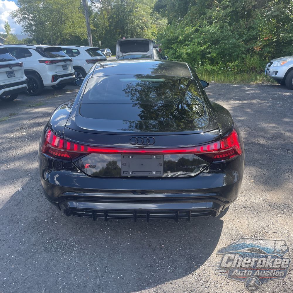 2023 Audi e-tron GT RS