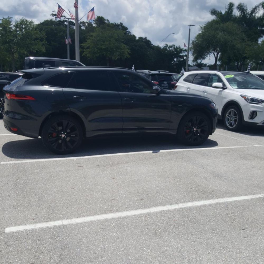 2017 Jaguar F-Pace 35t R-Sport