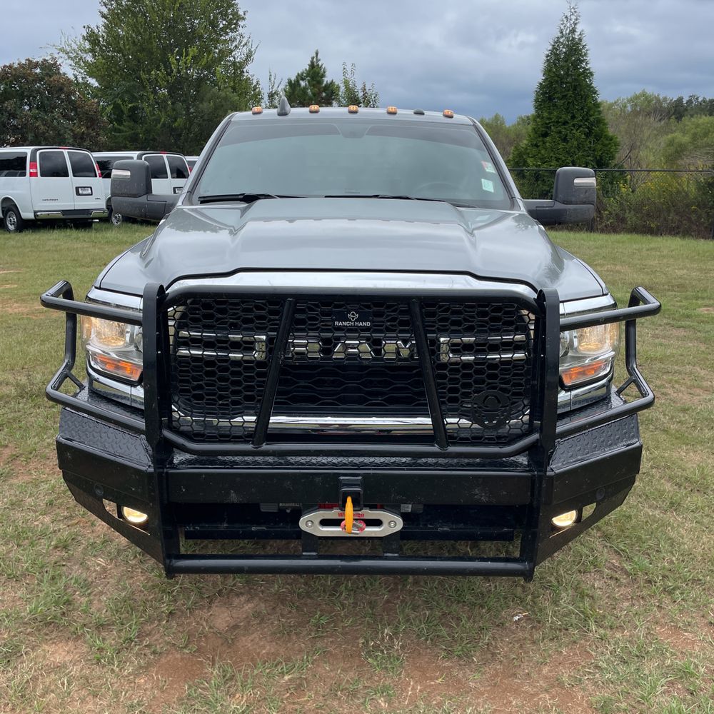 2024 Ram 3500 Cab/Chassis Laramie