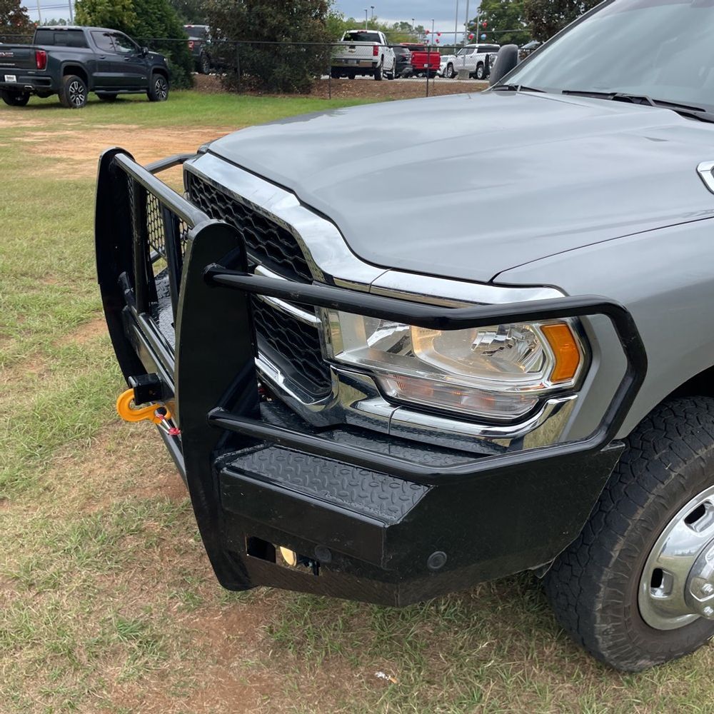 2024 Ram 3500 Cab/Chassis Laramie