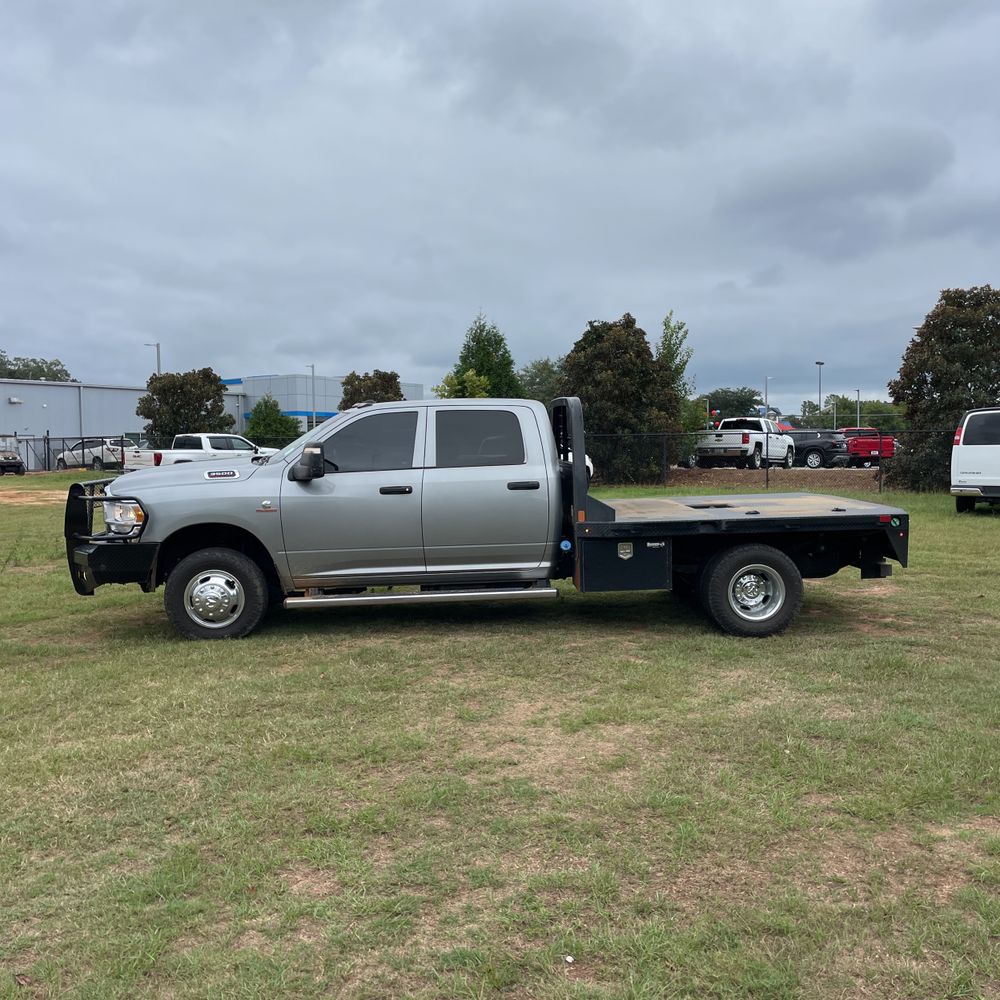 2024 Ram 3500 Cab/Chassis Laramie