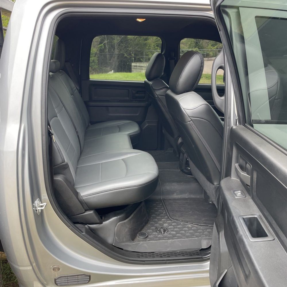 2024 Ram 3500 Cab/Chassis Laramie
