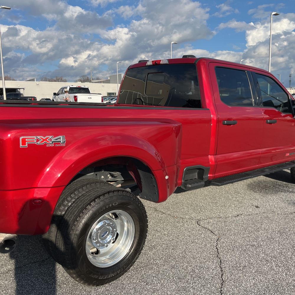 2023 Ford F-350 Super Duty XLT