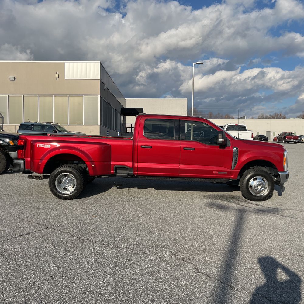 2023 Ford F-350 Super Duty XLT