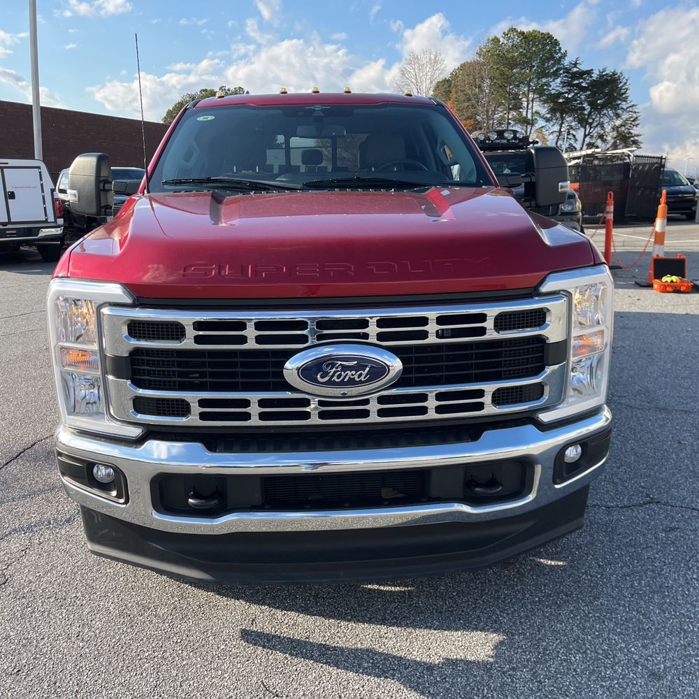 2023 Ford F-350 Super Duty XLT