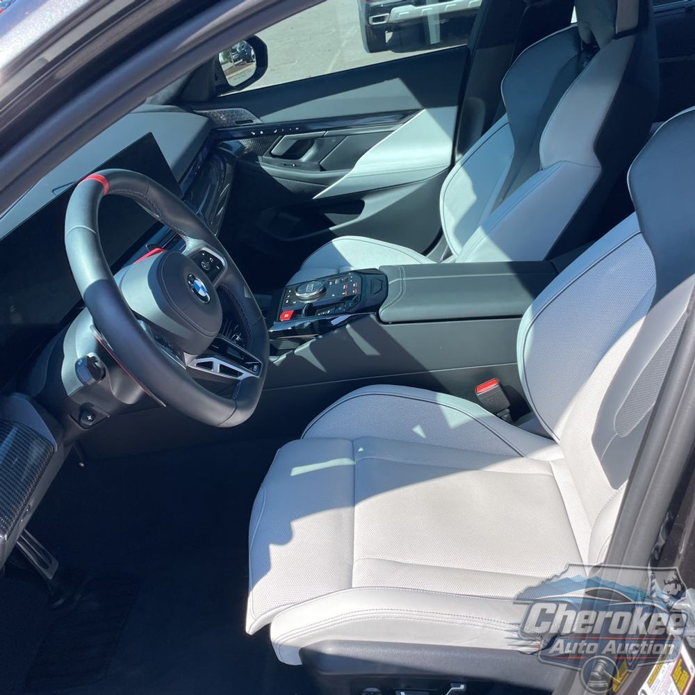2025 BMW M5 Base